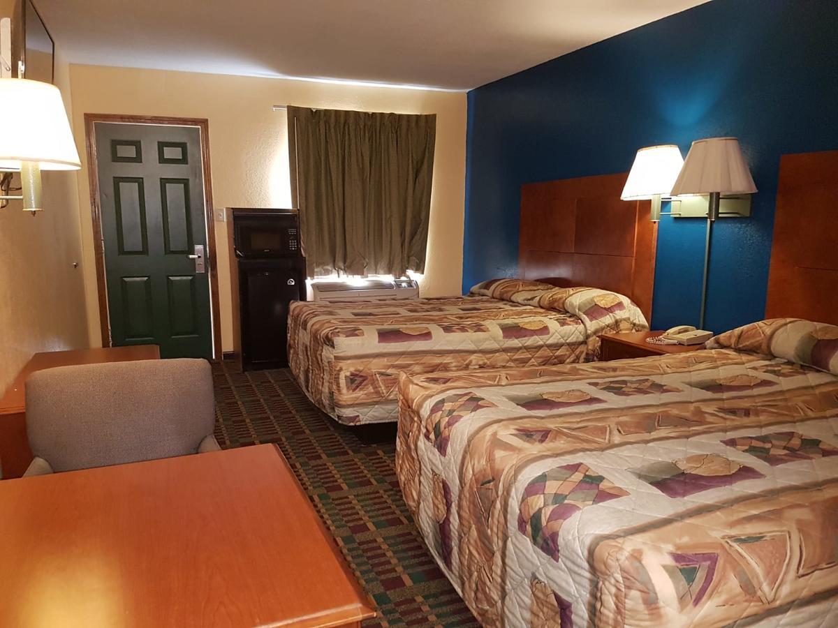 Executive Inn Victoria Extérieur photo