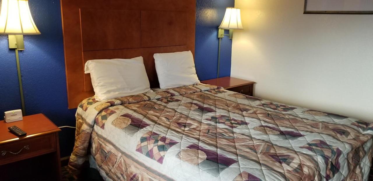 Executive Inn Victoria Extérieur photo
